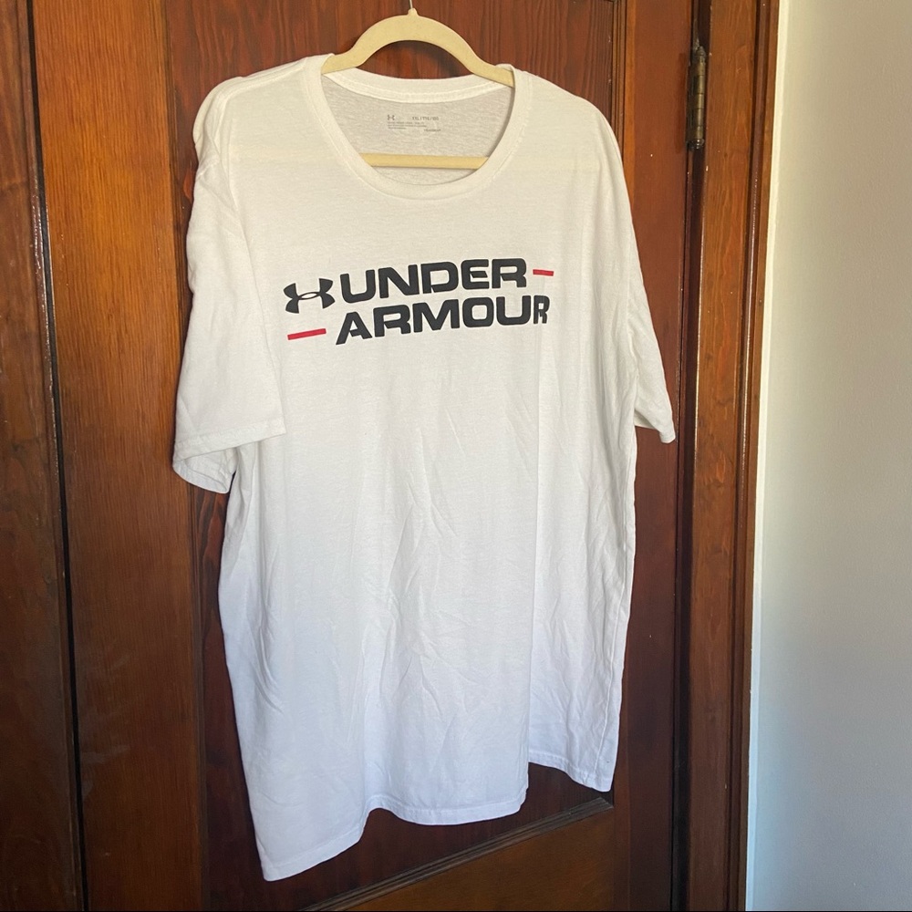 Under Armour: T-shirt, Size: XXL